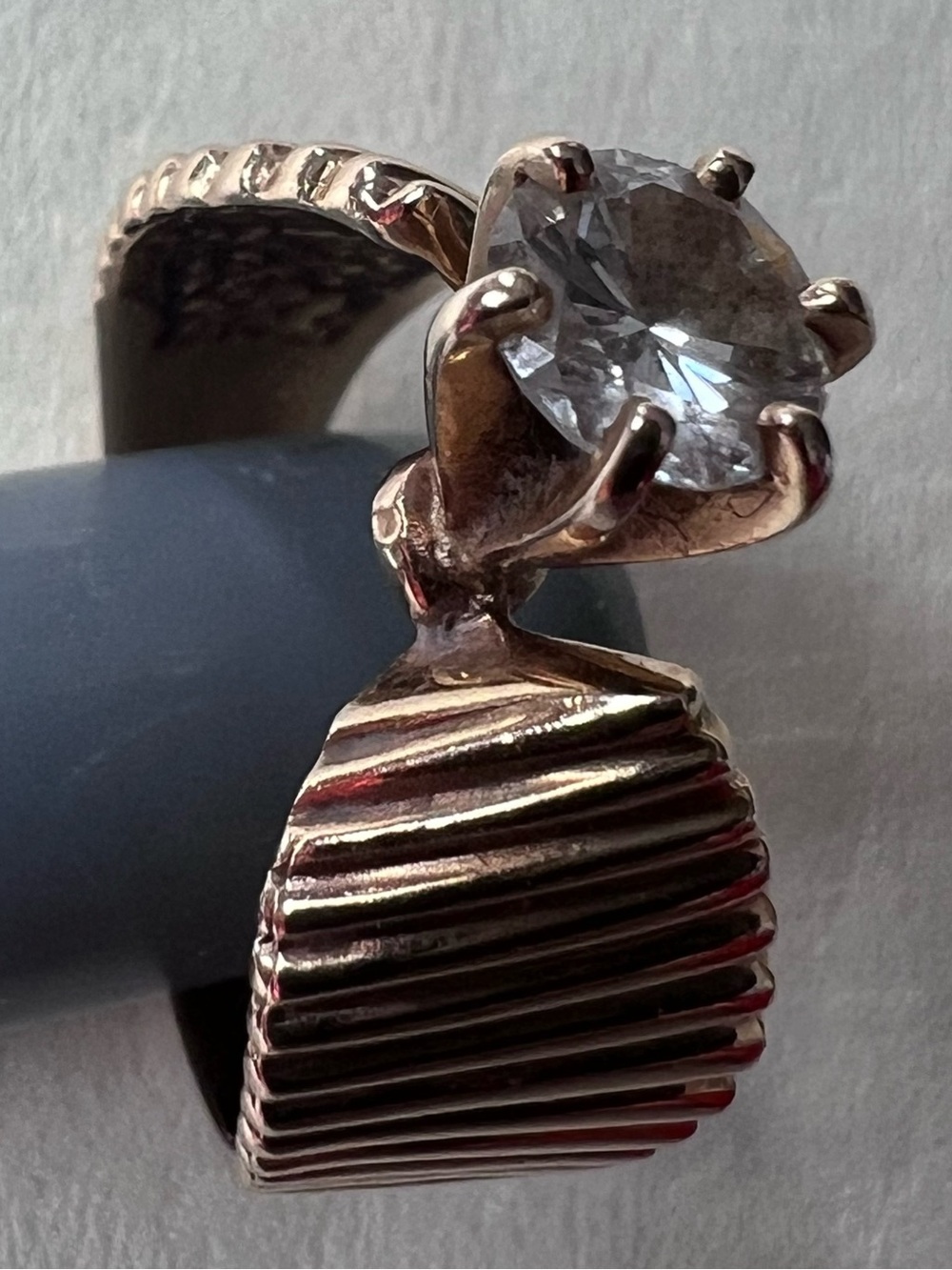 14k Gold .80 ct Diamond Ring vintage 80s modern twist corrugated band H-J VS1 - Picture 7 of 10